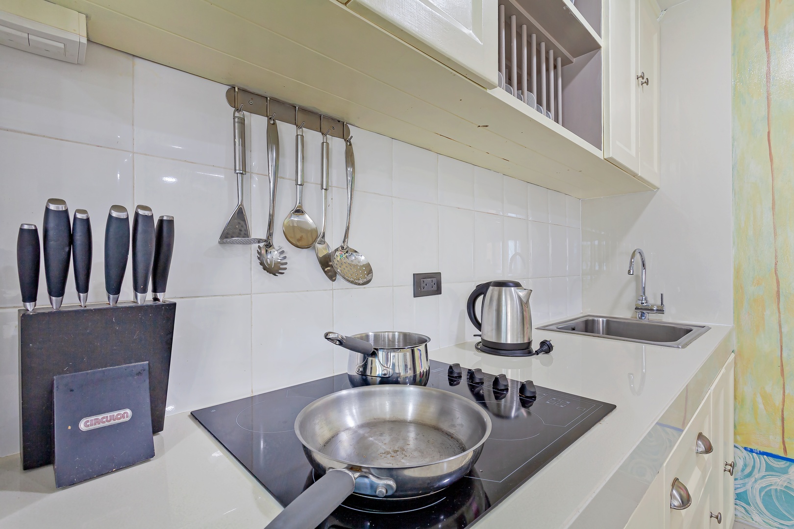 2 Bedroom Penthouse with Private Elevator - 21