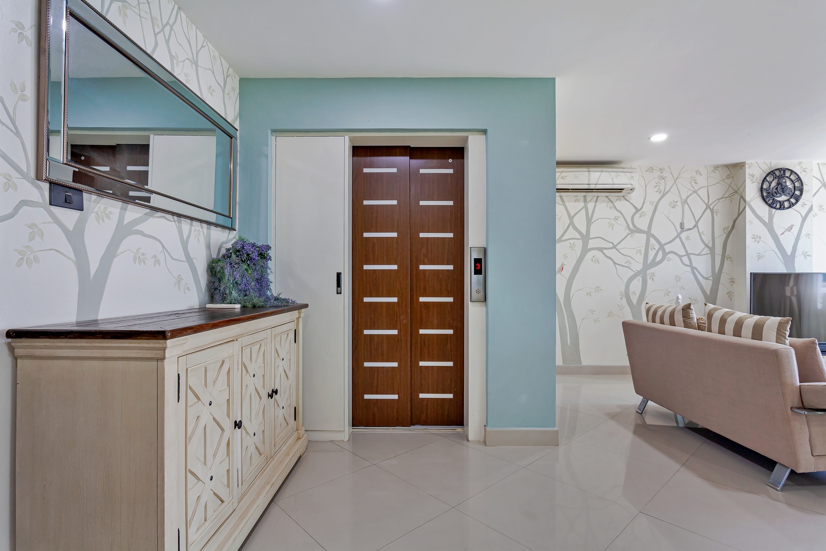 2 Bedroom Penthouse with Private Elevator - 23