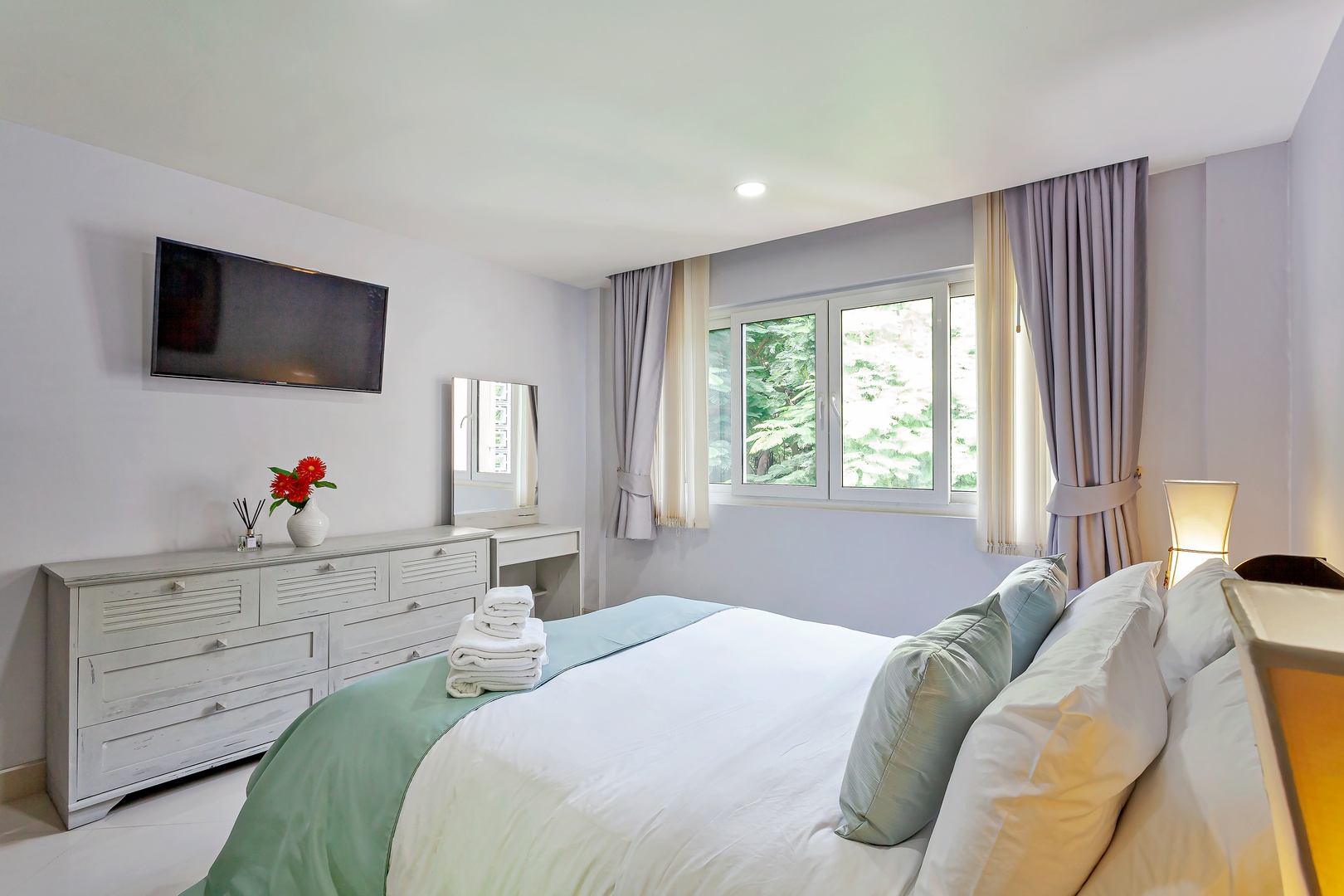 2 Bedroom Penthouse with Private Elevator - 25