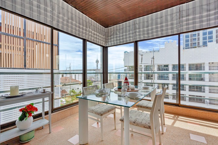 2 Bedroom Penthouse with Private Elevator in Grosvenor House Serviced Apartments in Pattaya, Thailand, per night