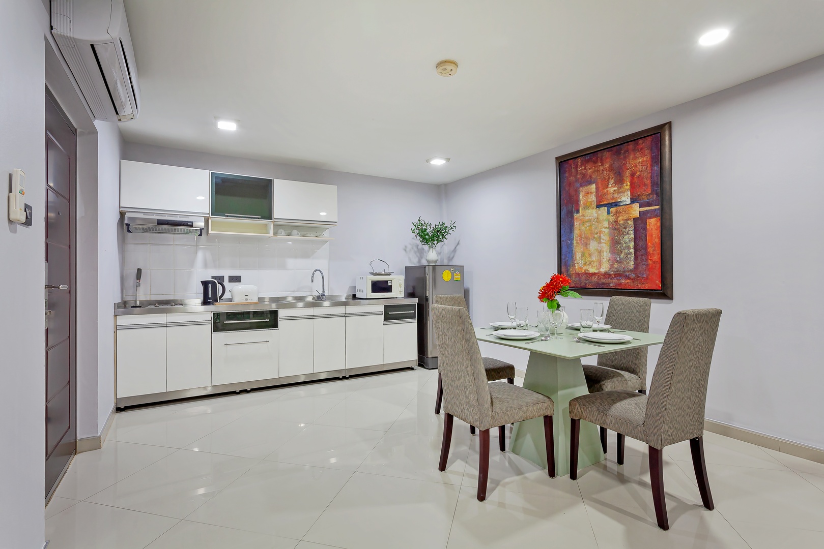 Forest View 1 Bedroom Apartment - 8