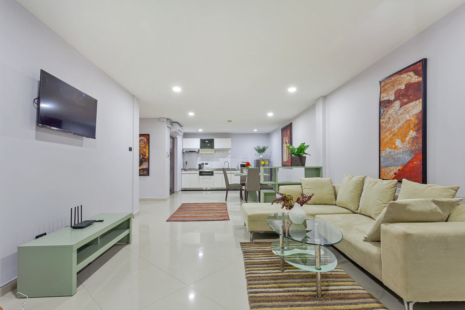 Forest View 1 Bedroom Apartment - 10