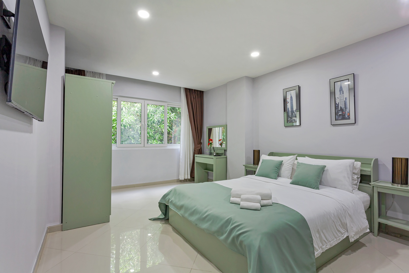 Garden View 1 Bedroom Apartment  - 18