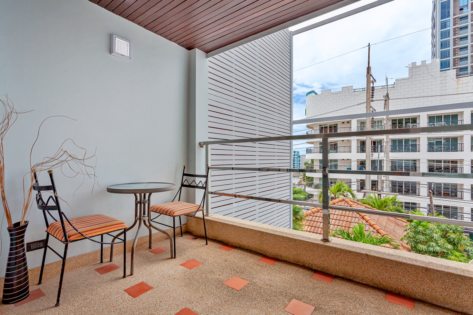 Quality One Bedroom Apartment - 4