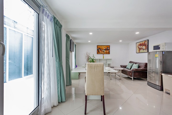 Studio in Grosvenor House Serviced Apartments in Pattaya, Thailand, per night