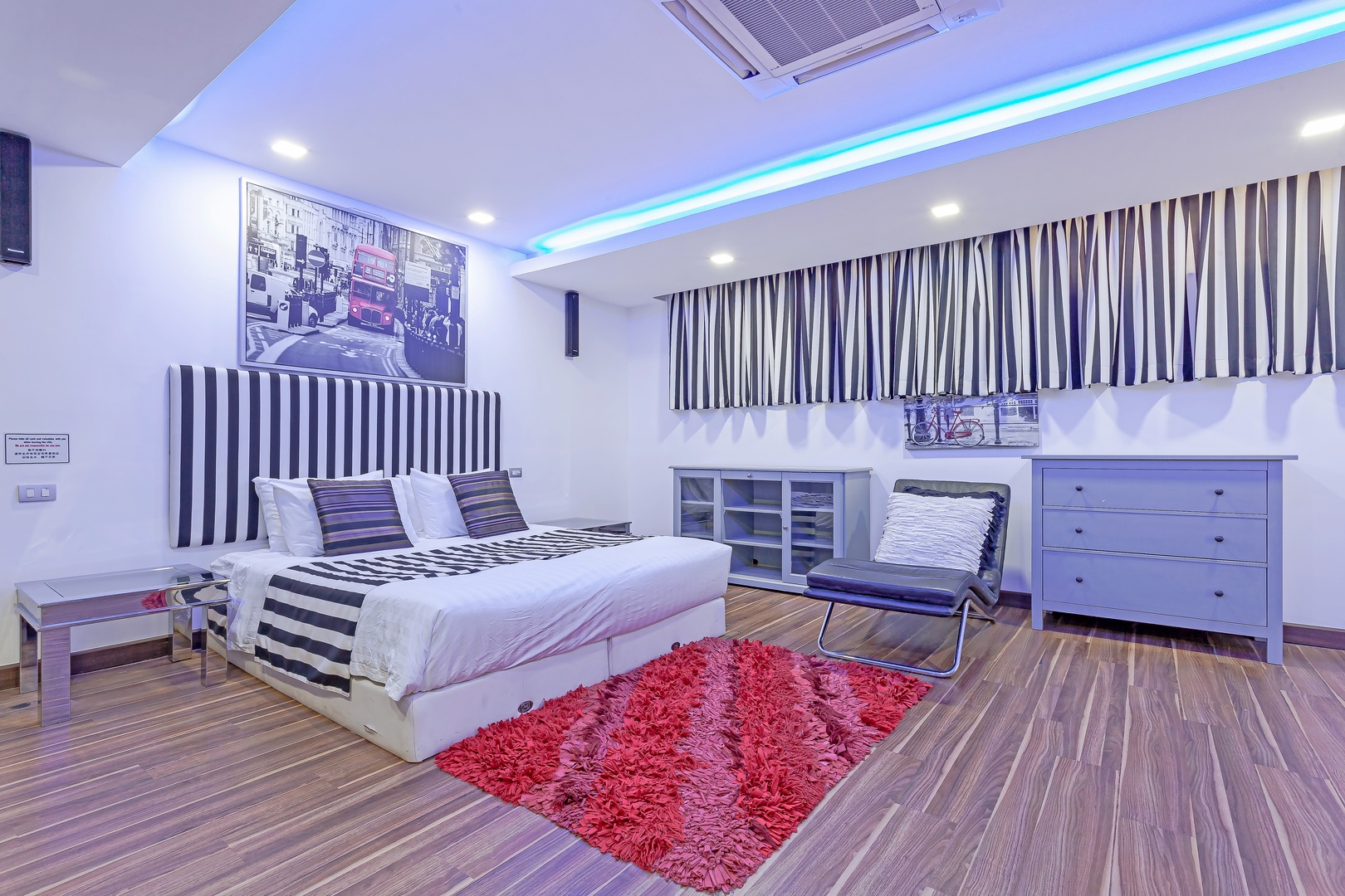 Royal Grand High Grove - 88