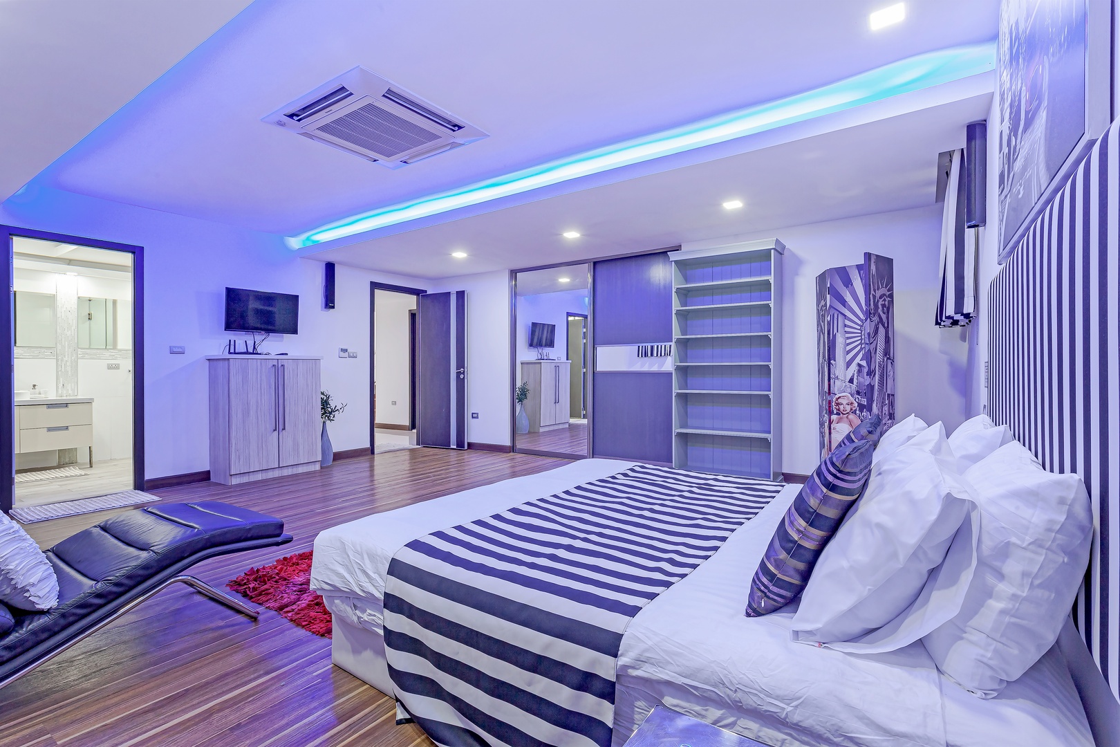 Royal Grand High Grove - 90